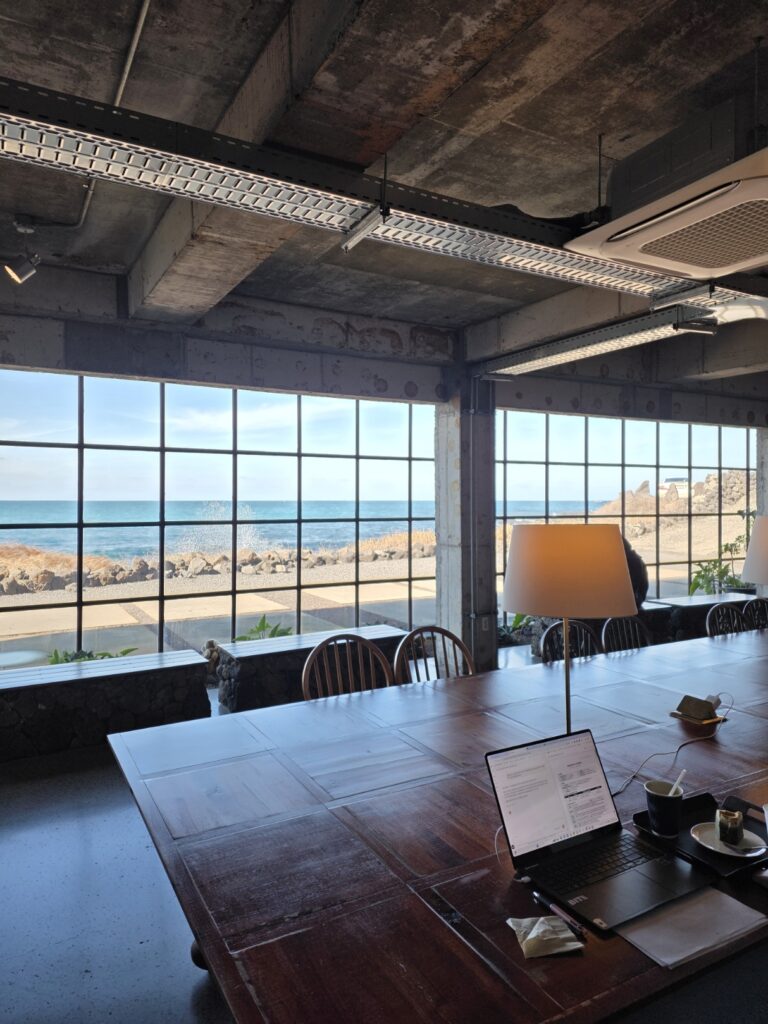 제주도일하기좋은카페울트라마린